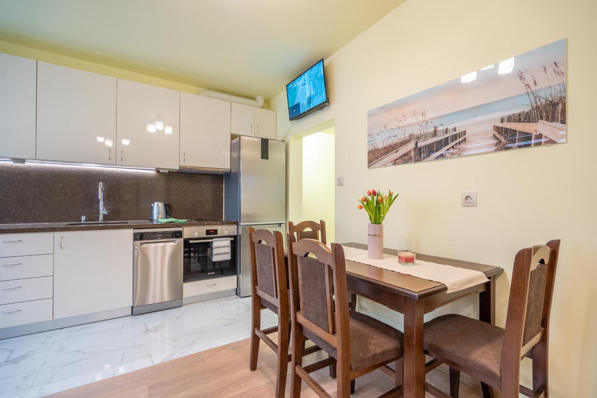 Top Location Central New & Spacious 3 Bdr Apt Medical Academy Sofia Ngoại thất bức ảnh